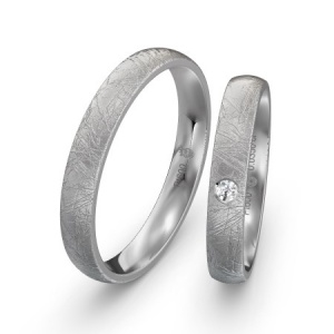 Trauringe aus Platin 600 mit eismatter Oberfläche