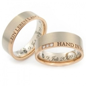 Eheringe mit Gravur innen: Datum und Name