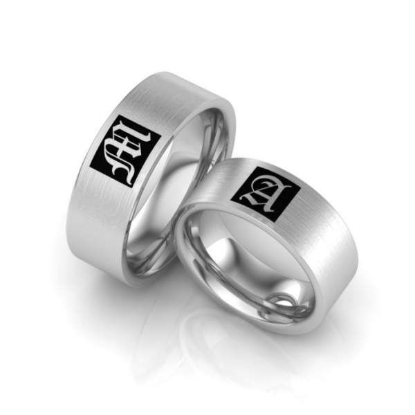 Verlobungsringe Edelstahl Initialen Gravur