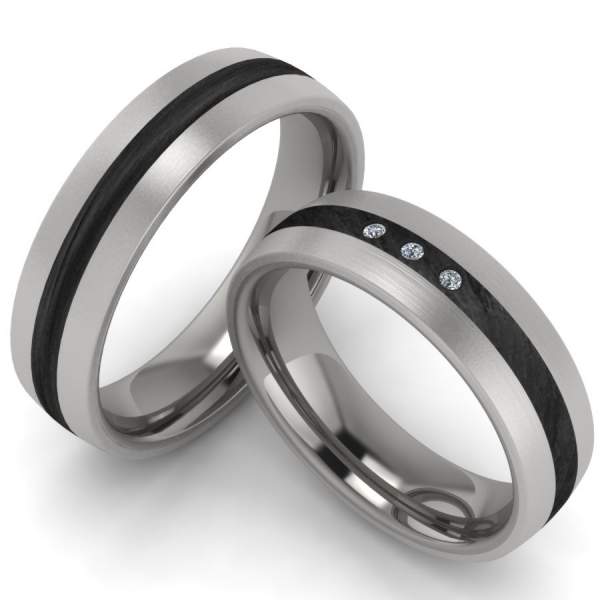 Carbon-Streifen mit Diamanten auf Titanring