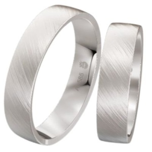 Schlichte Eheringe in Weiß- statt Roségold