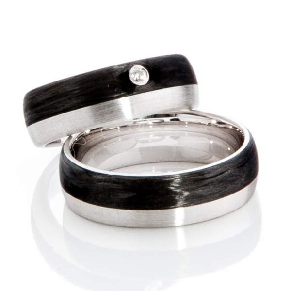 Verlobungsringe Carbon Silber Swarovski Steinbesatz ID1485